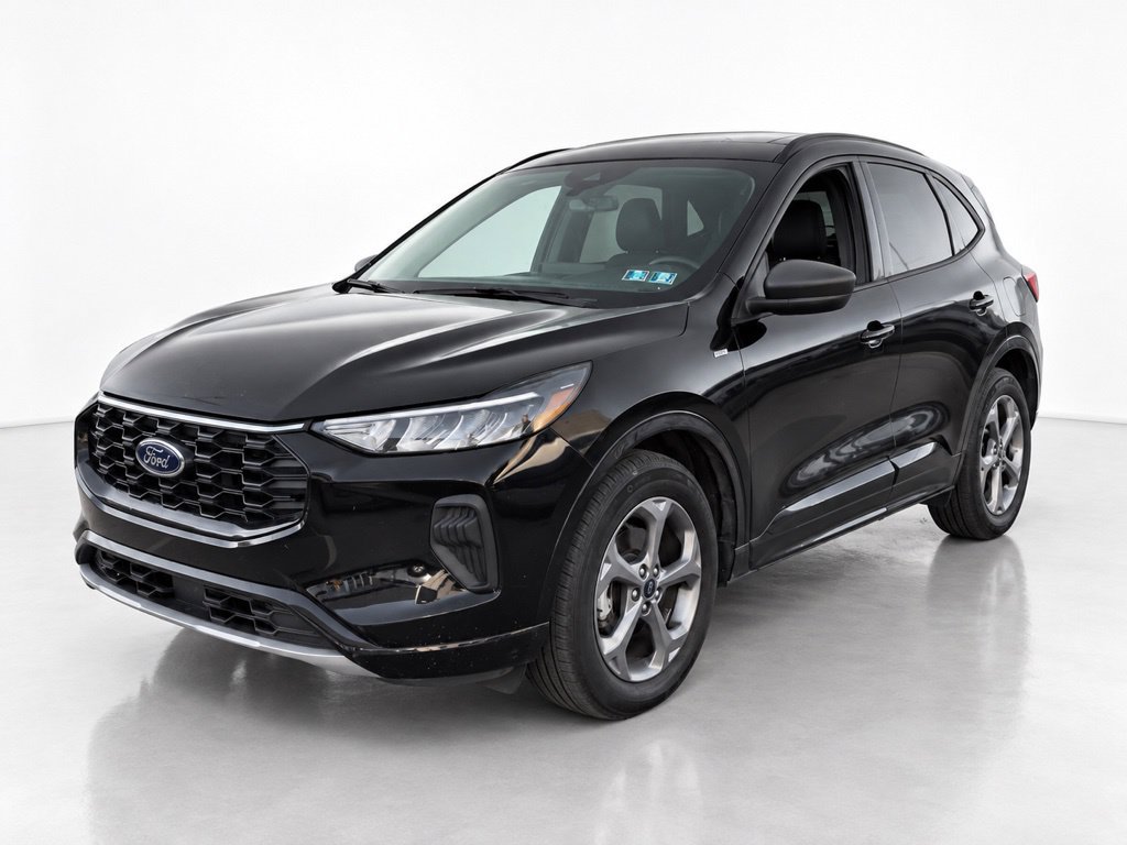 Used 2023 Ford Escape ST-Line w/ Tech Pack #1 AWD/4WD image 4