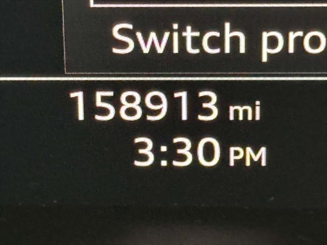 Used 2019 Audi Q8 Premium w/ Convenience Package AWD/4WD image 30