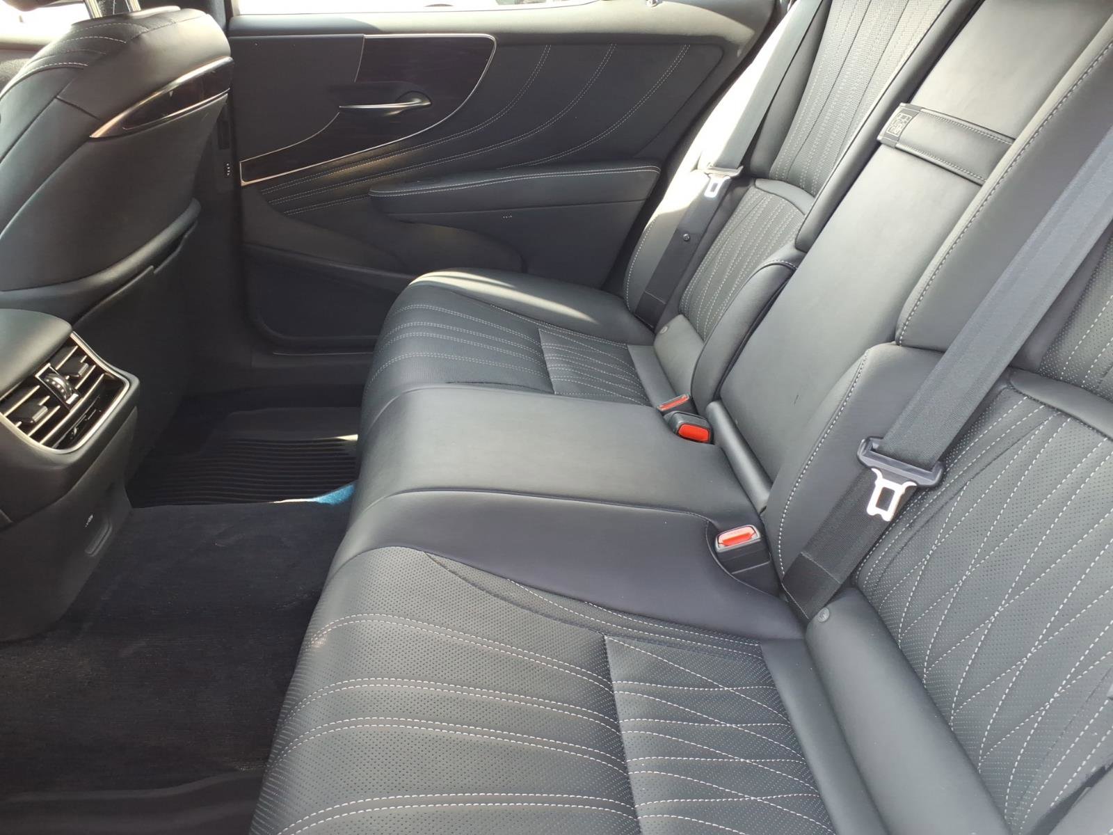 Certified 2023 Lexus LS 500 500 Base w/ Interior Upgrade Package image 6