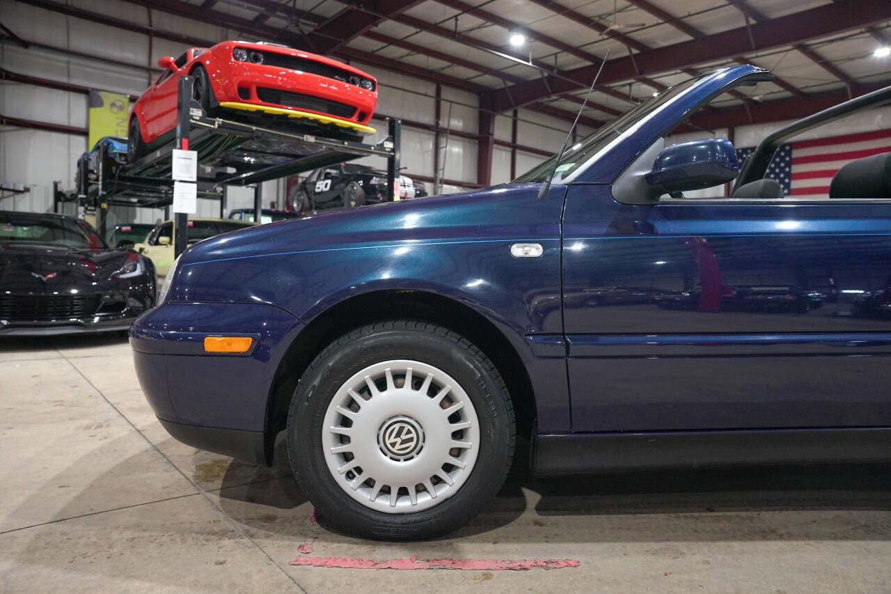 Used 2001 Volkswagen Cabrio GLS FWD image 3