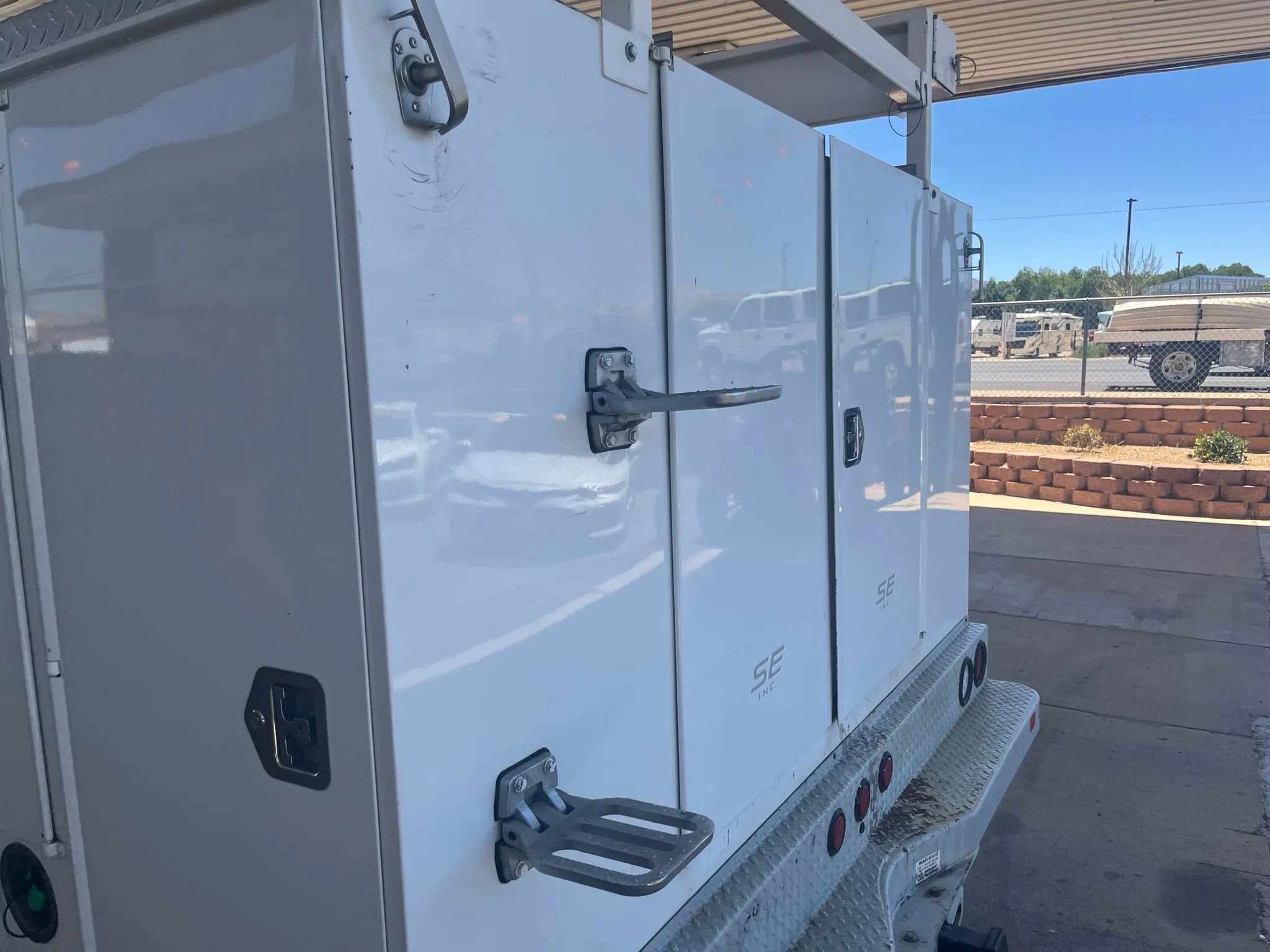 Used 2017 RAM 3500 Tradesman w/ Chrome Appearance Group image 34
