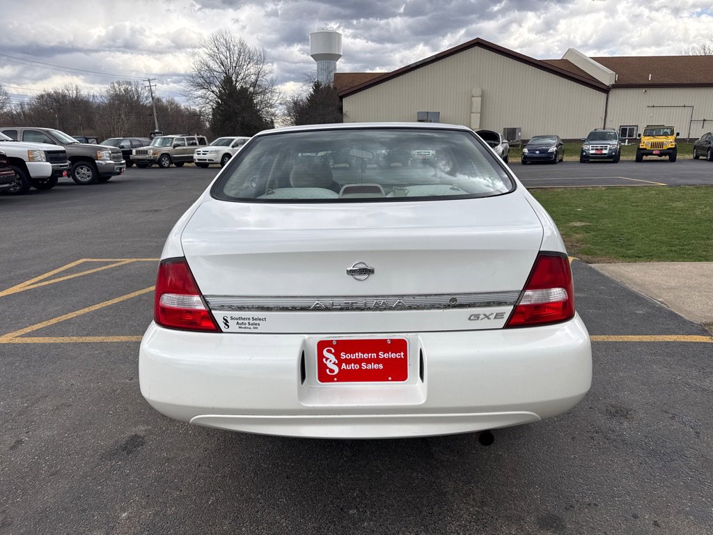 Used 2001 Nissan Altima GXE image 7
