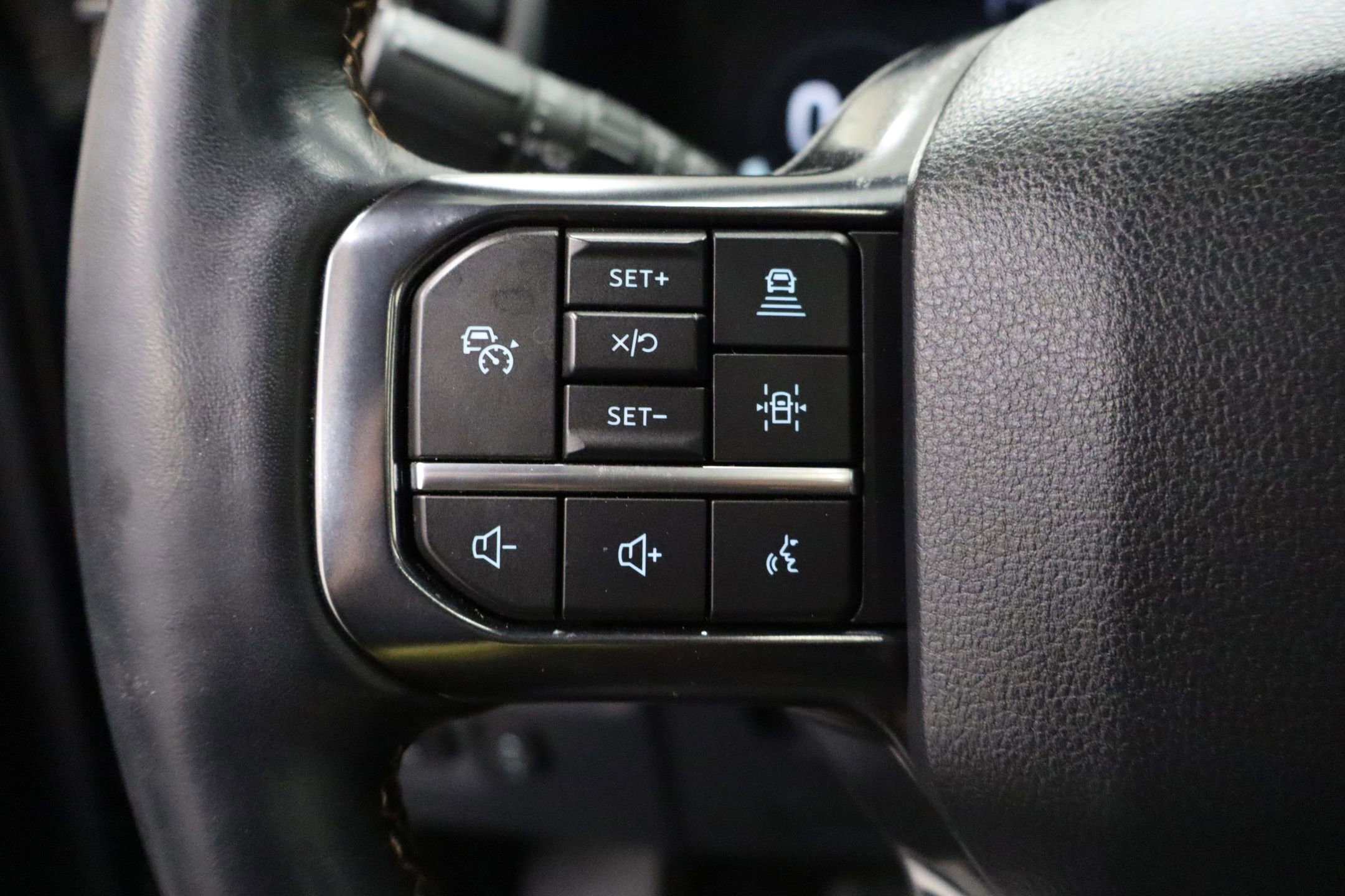 Used 2022 Ford Expedition Max Platinum AWD/4WD image 16