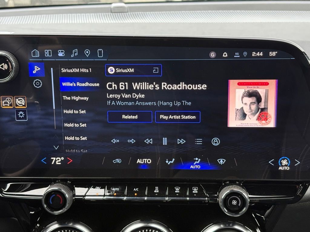 New 2026 Chevrolet Blazer EV LT w/ Midnight/Sport Edition FWD image 33