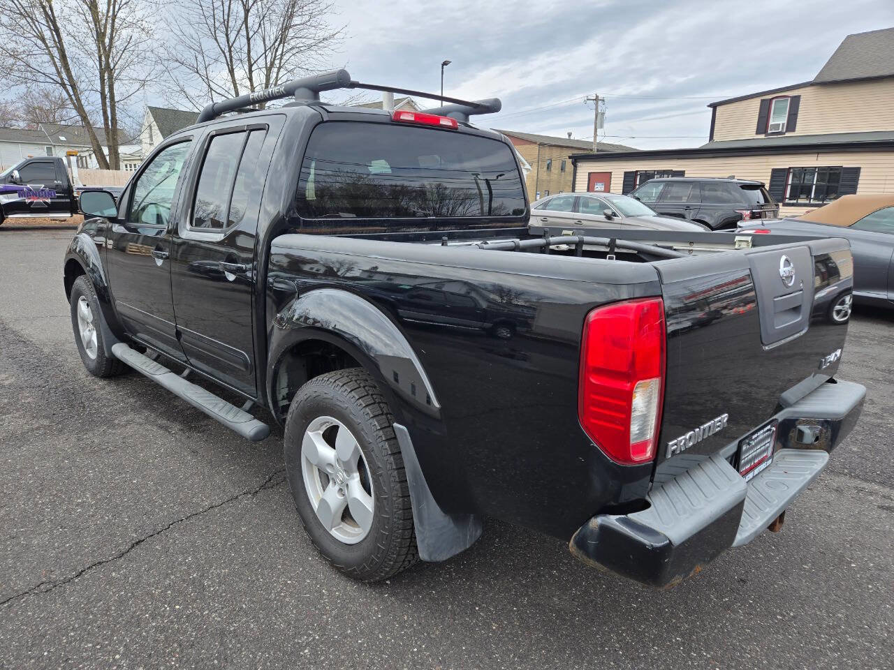 Used 2005 Nissan Frontier LE w/ (J01) Sunroof Pkg image 8