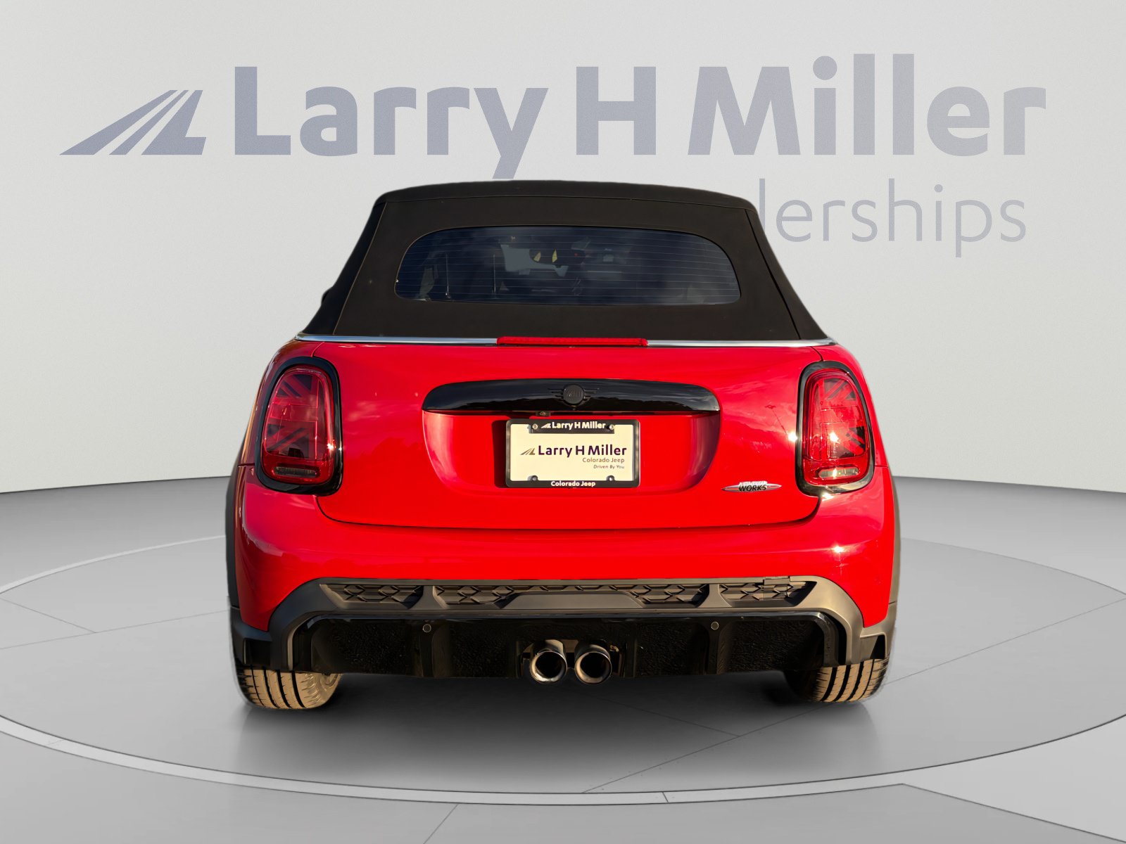 Used 2022 MINI Cooper John Cooper Works w/ Driver Assistance Package FWD image 4