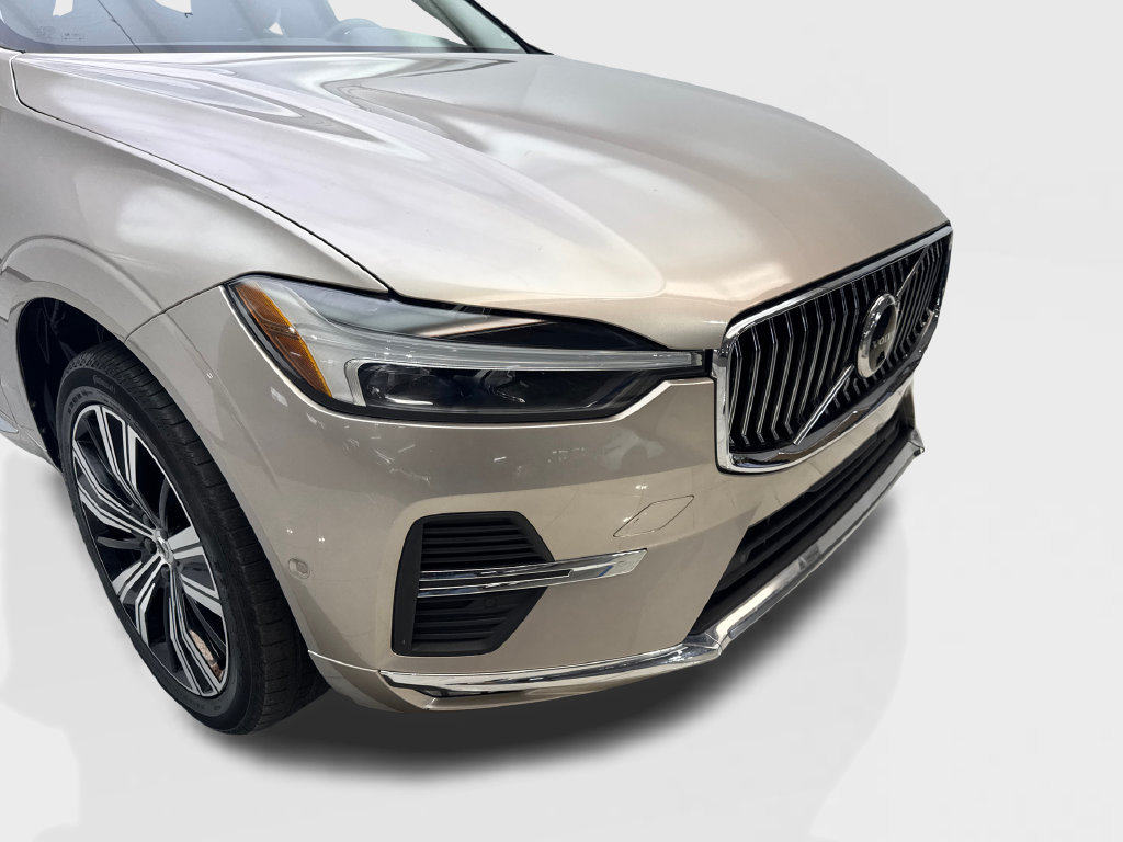 Used 2023 Volvo XC60 B5 Plus FWD image 19