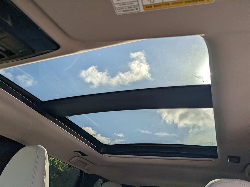 New 2025 Mitsubishi Outlander SEL image 21