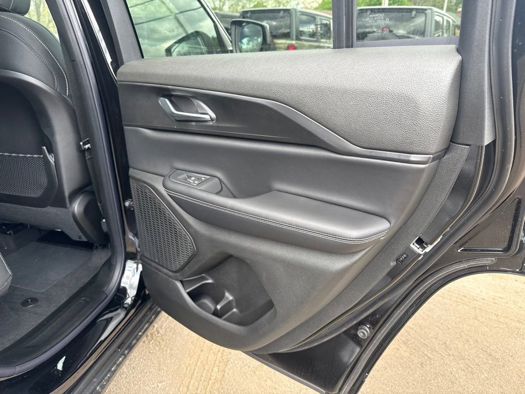 New 2026 Jeep Grand Cherokee Laredo AWD/4WD image 23