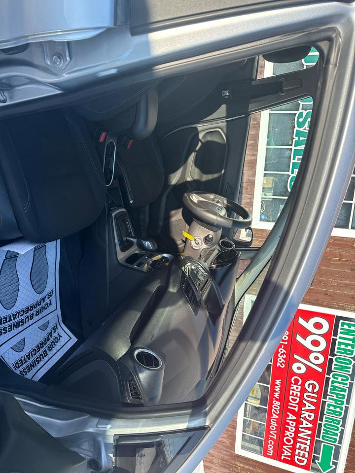 Used 2018 Ford Fiesta SE image 9