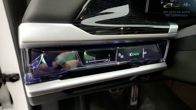 Used 2026 BMW 740i RWD image 50