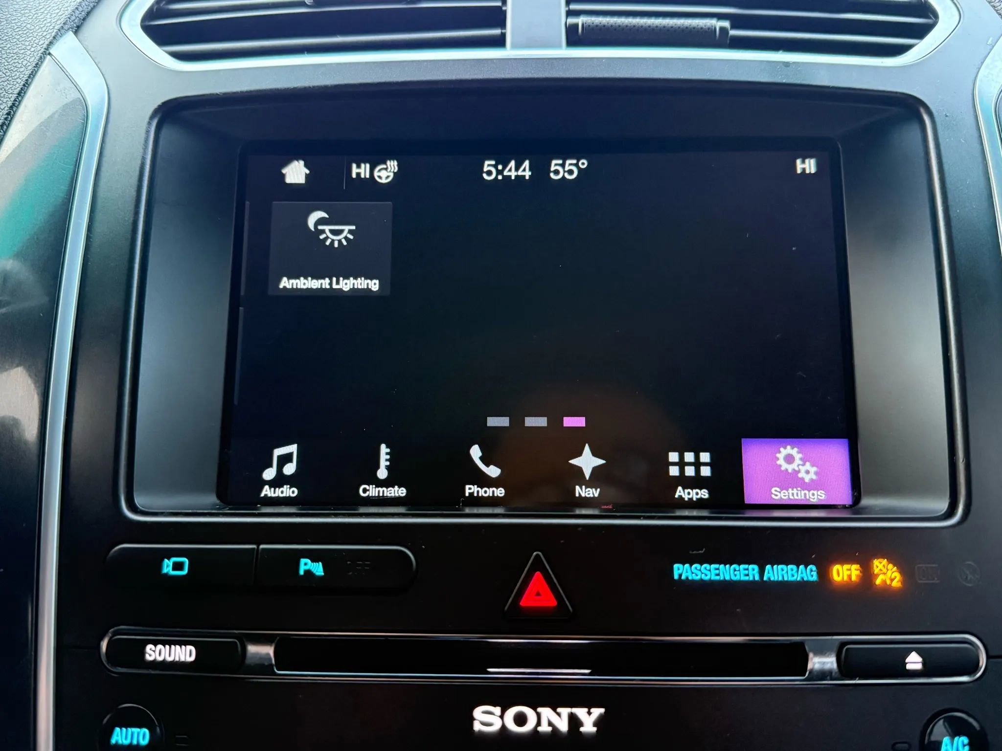 Used 2017 Ford Explorer Sport w/ Equipment Group 401A AWD/4WD image 38