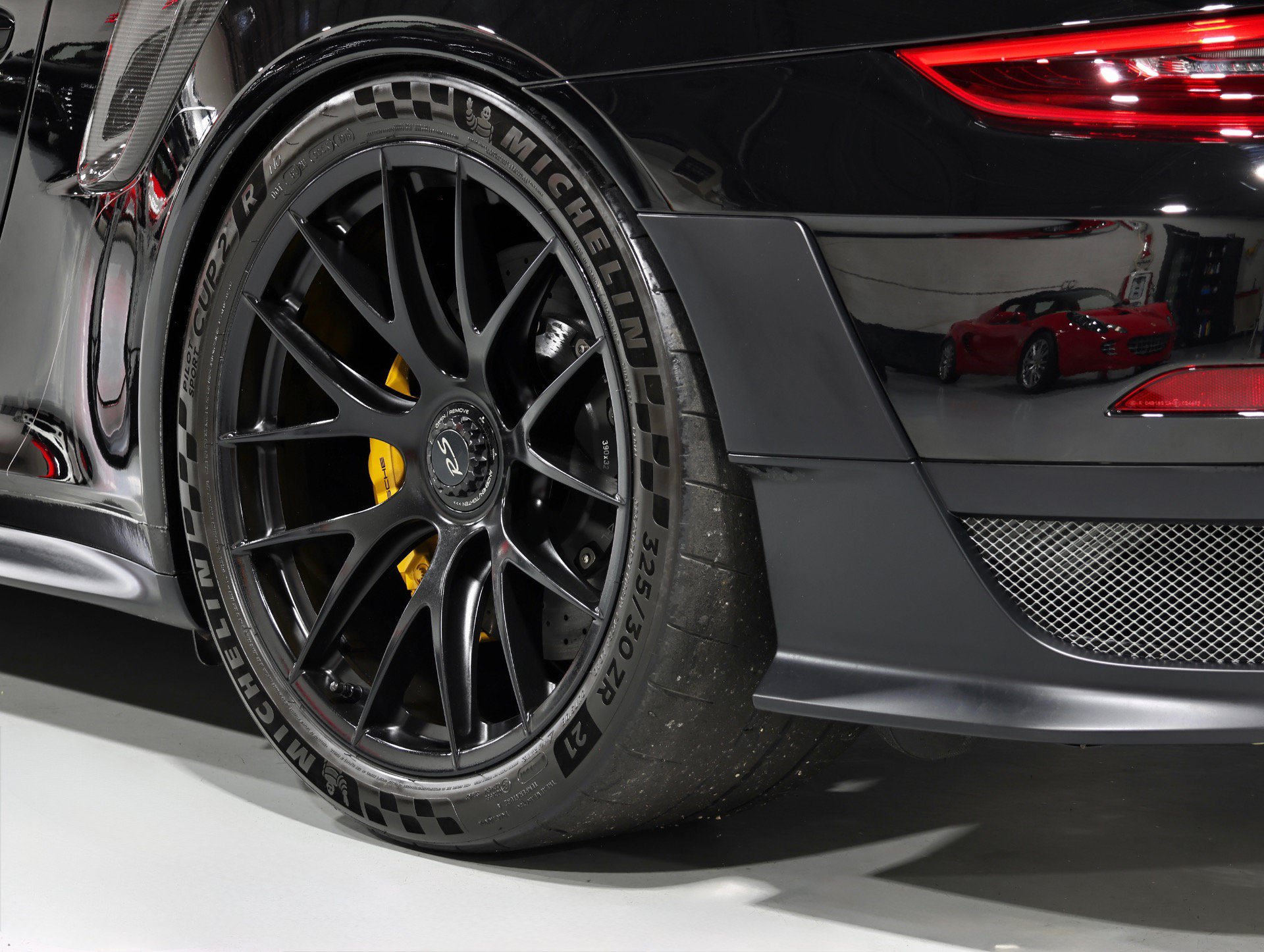 Used 2018 Porsche 911 GT2 RS RWD image 68