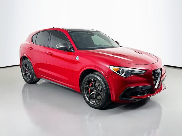 Used 2018 Alfa Romeo Stelvio Quadrifoglio w/ Driver Assist Dynamic Package image 2