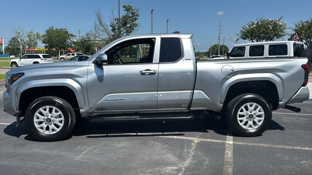 Used 2025 Toyota Tacoma SR5 w/ SR5 Upgrade Package RWD image 4