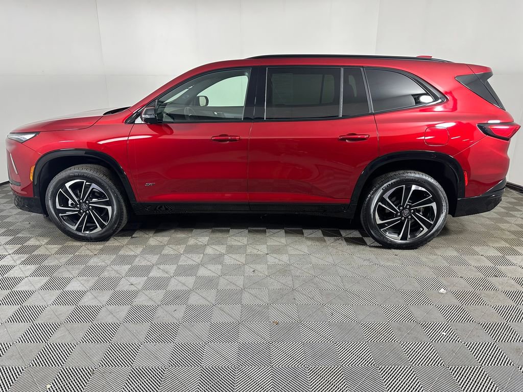Used 2025 Buick Enclave Sport Touring w/ Power Package FWD image 2