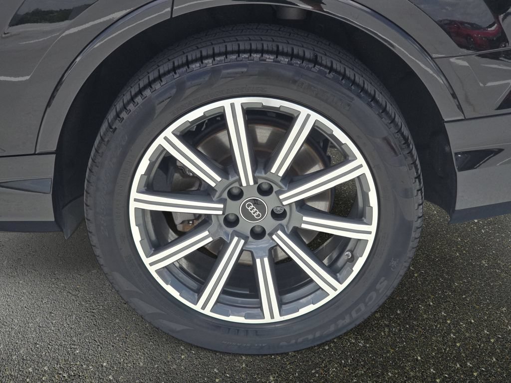 Certified 2023 Audi Q7 2.0T Premium Plus w/ Premium Plus Package AWD/4WD image 30