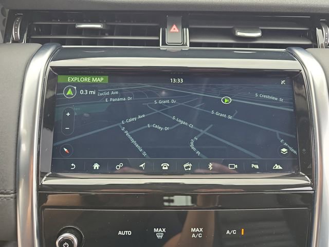 Used 2020 Land Rover Discovery Sport SE image 25