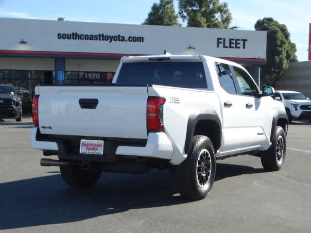 Used 2025 Toyota Tacoma TRD Off-Road image 12