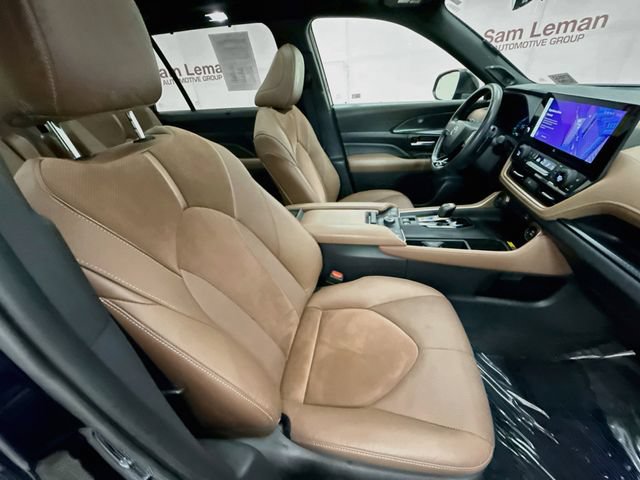 Used 2024 Toyota Grand Highlander AWD Hybrid image 30
