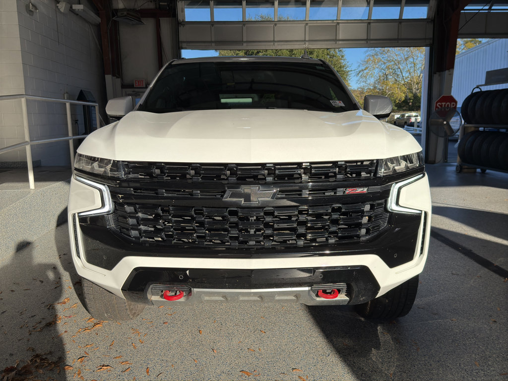 Used 2023 Chevrolet Suburban Z71 image 2