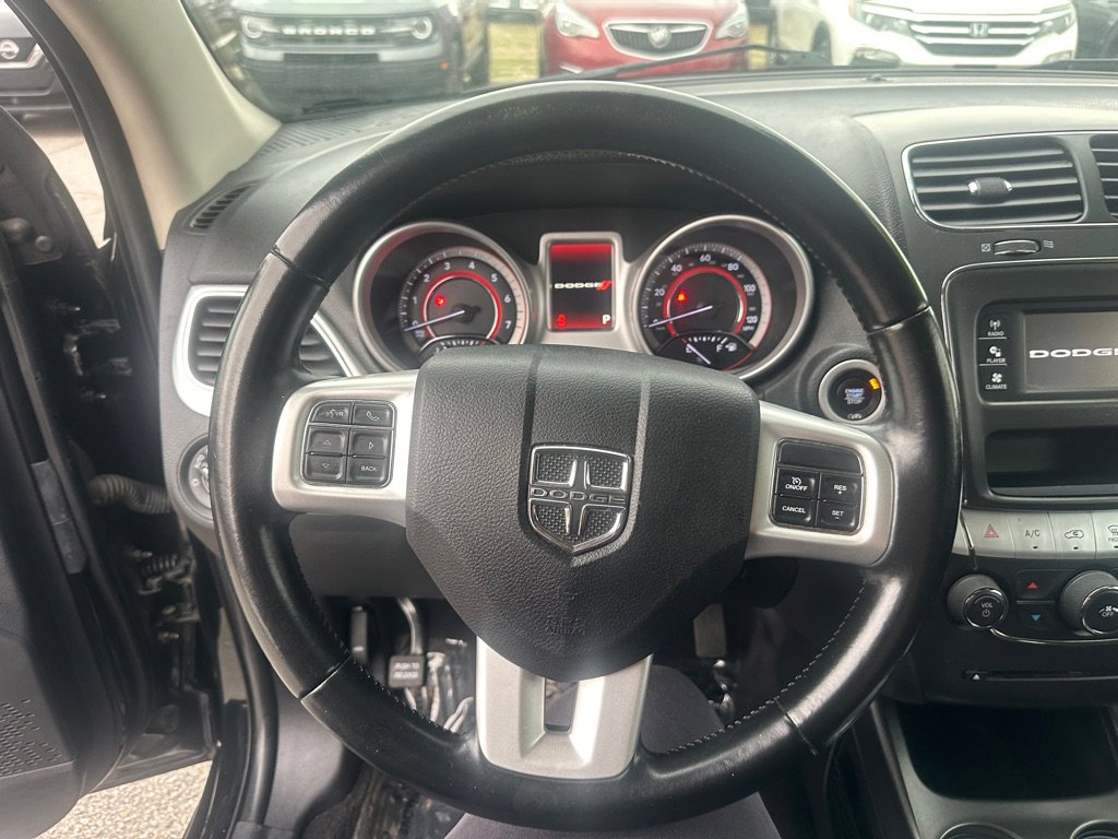 Used 2020 Dodge Journey SE w/ SE Popular Equipment Group image 16