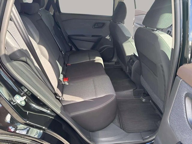 Used 2022 Nissan Rogue S image 20