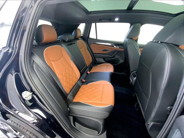 New 2026 Volkswagen Tiguan SEL R-Line AWD/4WD image 9