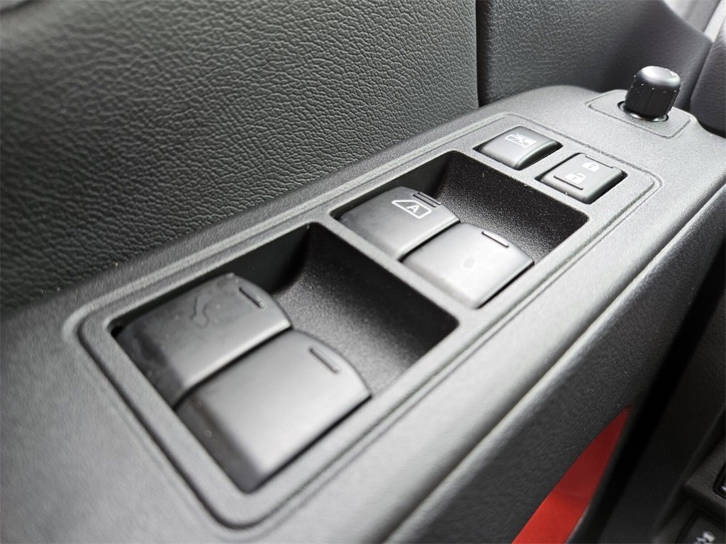 Certified 2025 Nissan Frontier PRO-4X w/ Pro Premium Package image 32