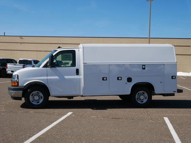 New 2026 Chevrolet Express 3500 w/ Power Convenience Package image 4