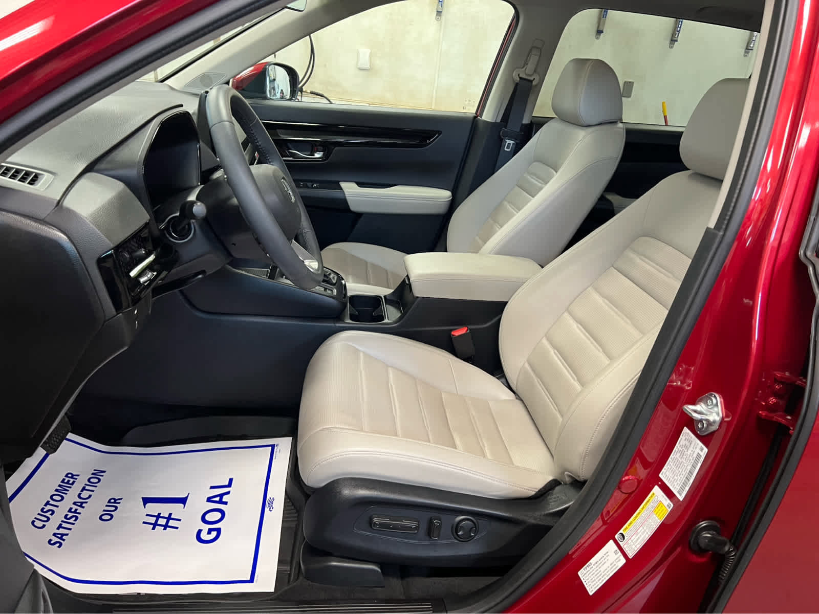 Used 2024 Honda CR-V EX-L image 10
