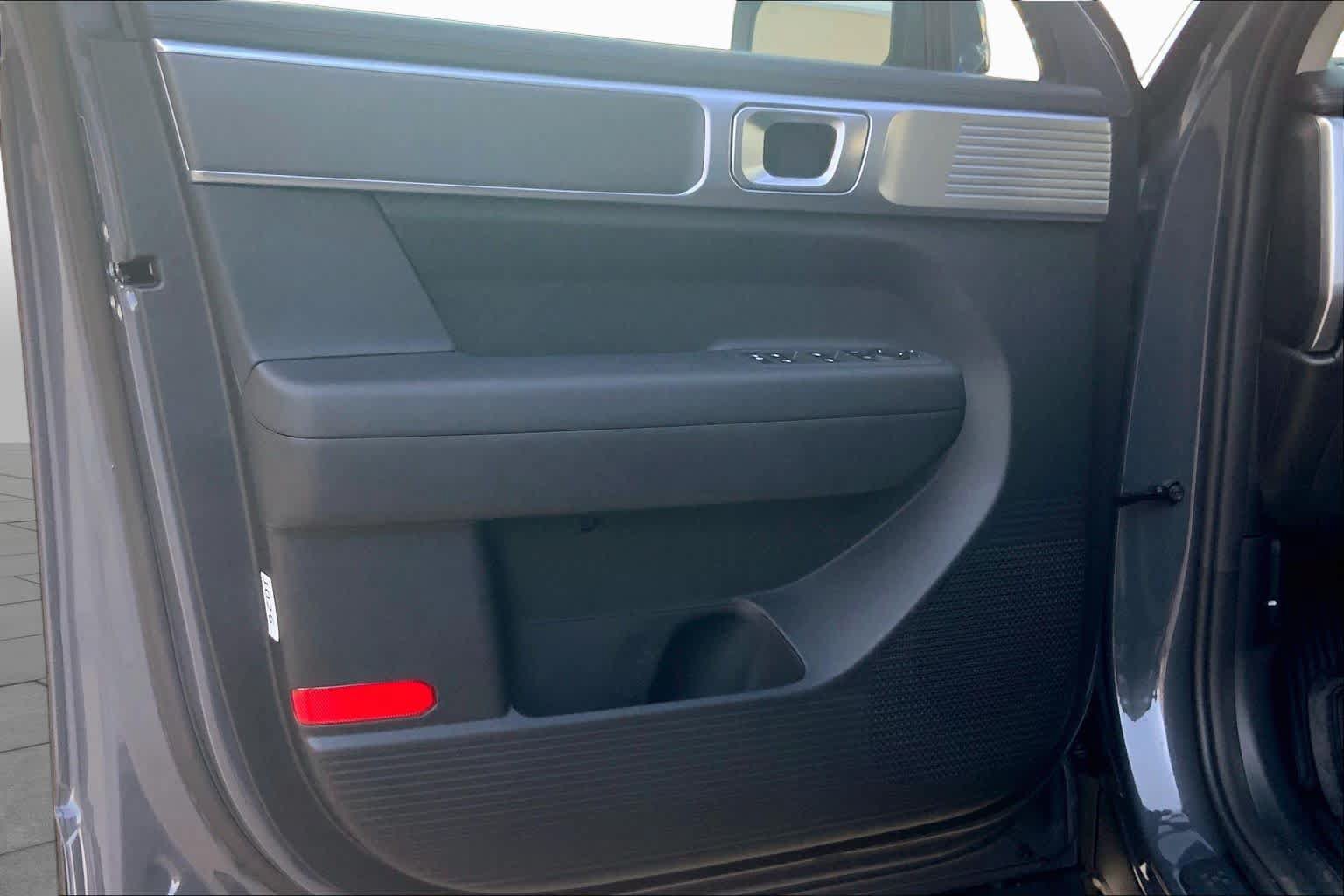 New 2027 Hyundai Santa Fe SE FWD image 10