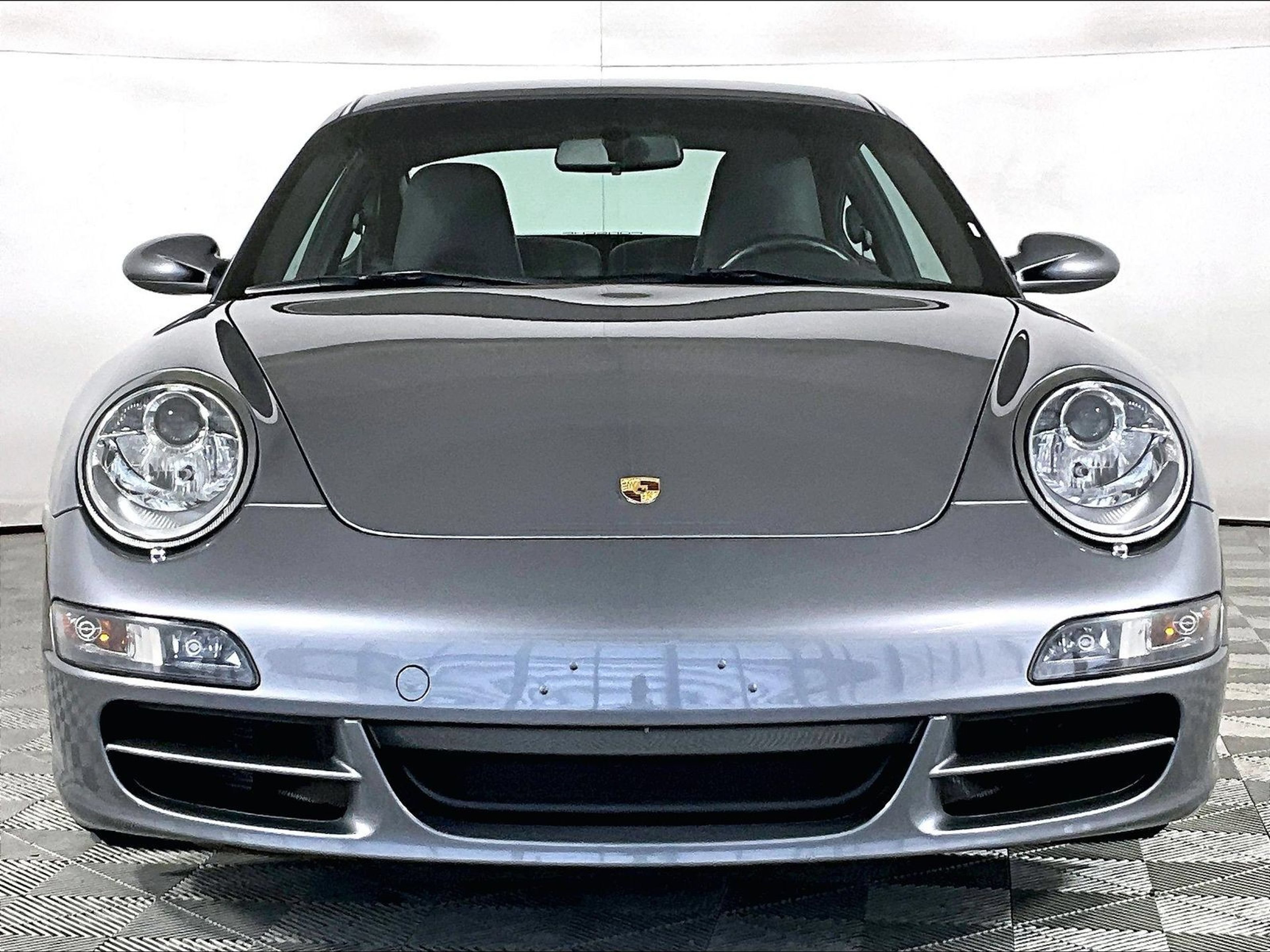 Used 2005 Porsche 911 Carrera S RWD image 6
