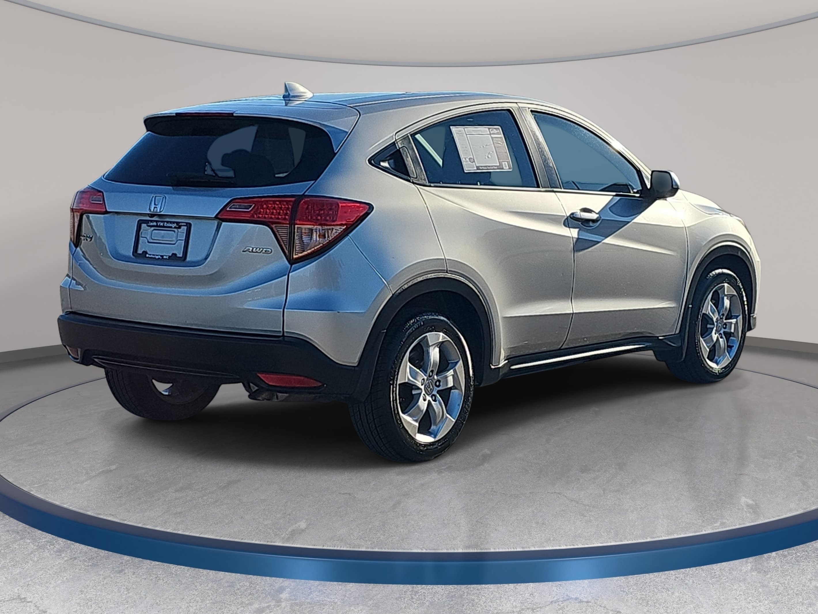 Used 2016 Honda HR-V LX image 5