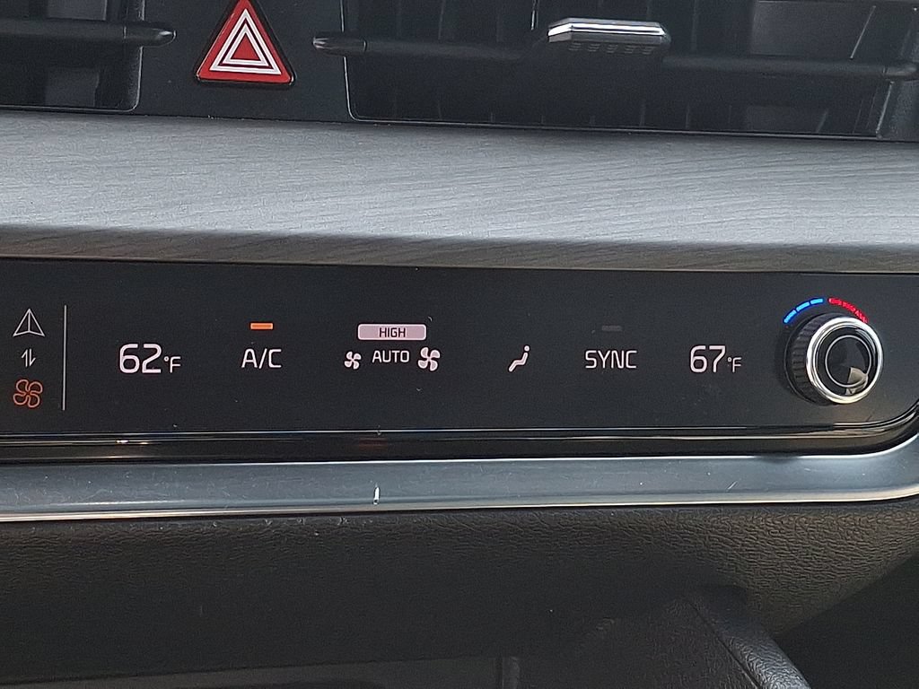 Certified 2023 Kia Sportage X-Line w/ X-Line Premium Package AWD/4WD image 21
