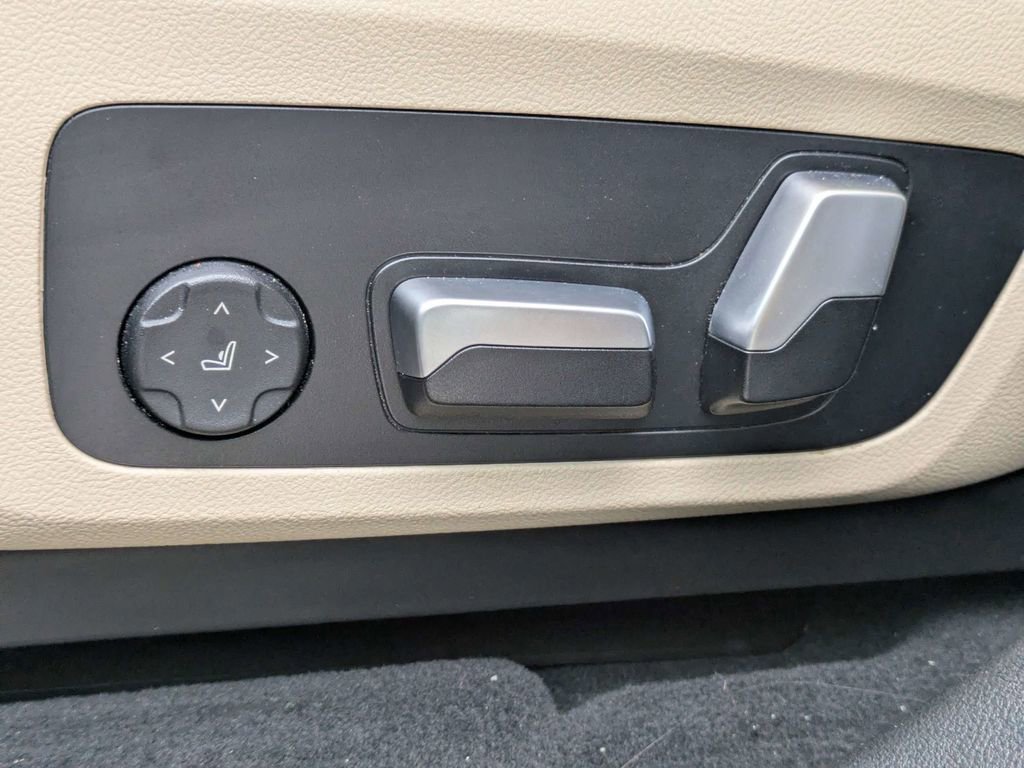 Used 2022 BMW X3 xDrive30i AWD/4WD image 21