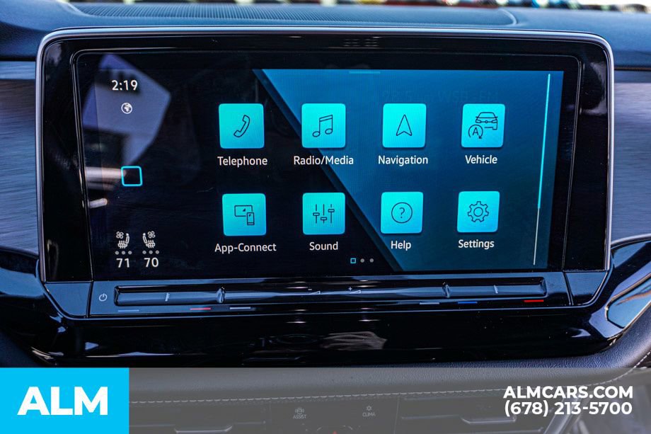 Used 2024 Volkswagen Atlas Cross Sport SE image 33