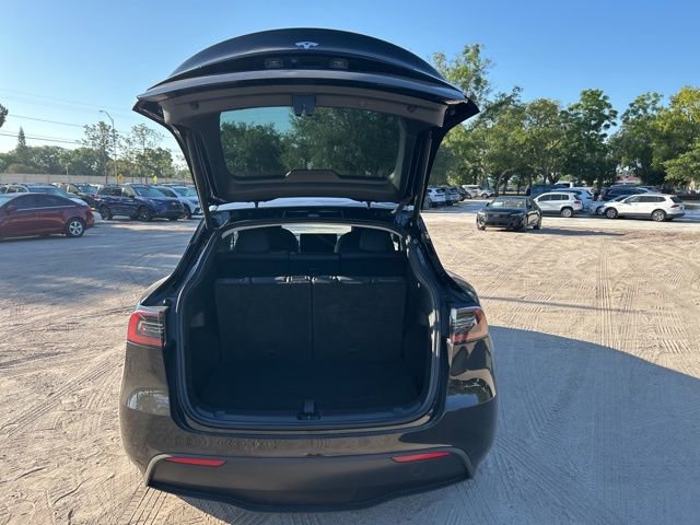 Used 2023 Tesla Model Y Long Range image 8