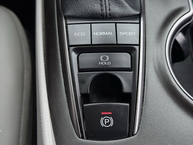 Used 2023 Toyota Camry XSE FWD image 20