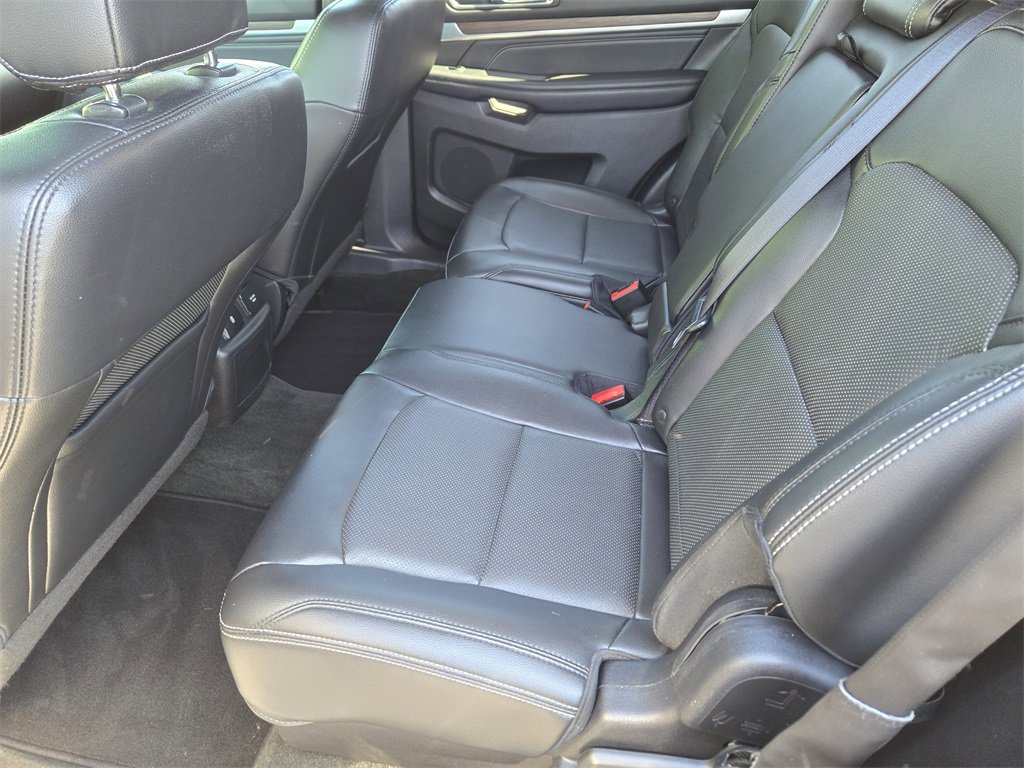 Used 2016 Ford Explorer Limited image 31