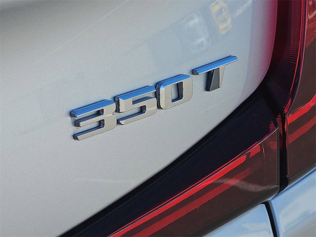 Used 2020 Cadillac XT4 Premium Luxury w/ Driver Awareness Package image 14