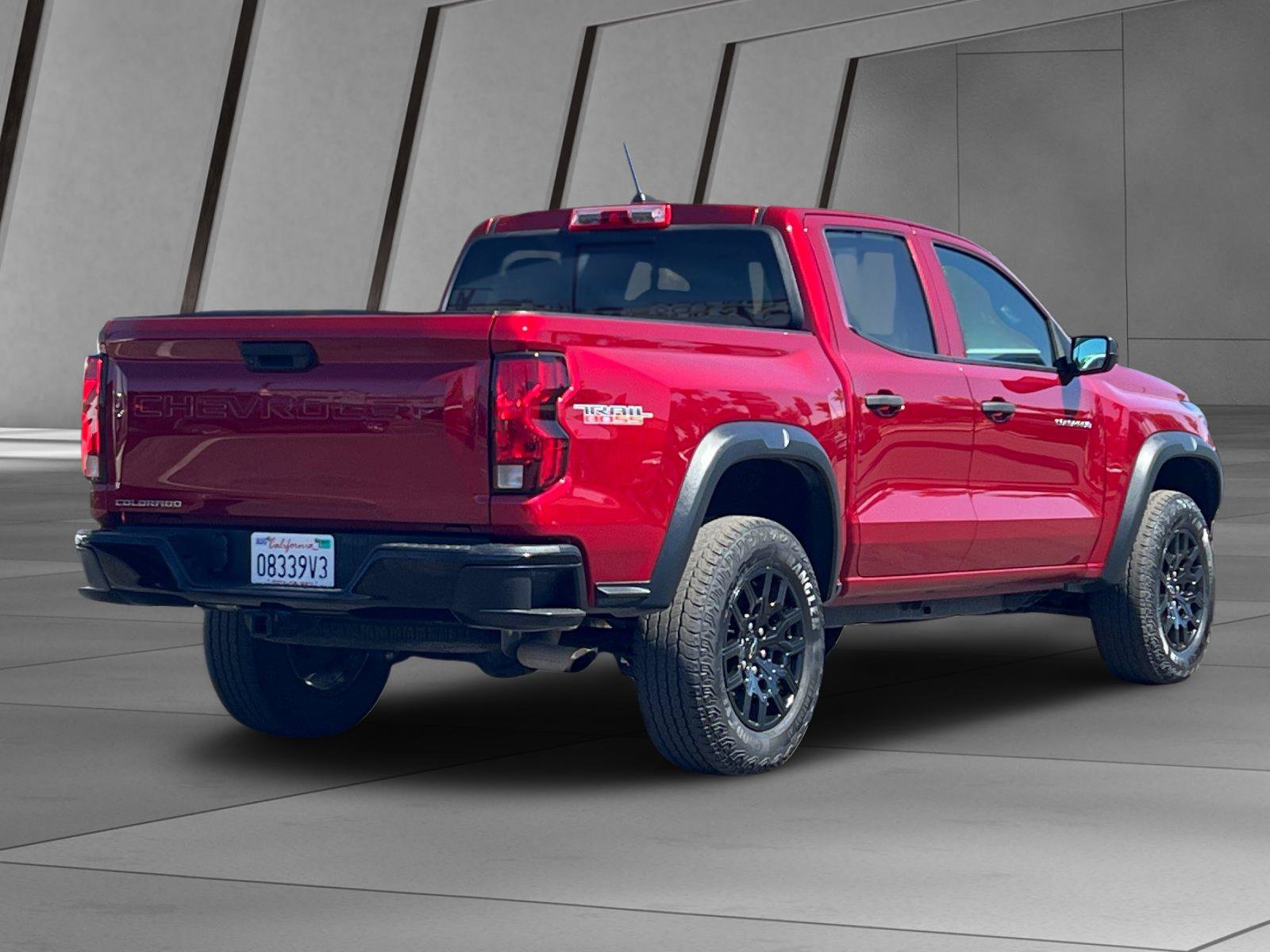 Used 2023 Chevrolet Colorado Trail Boss w/ Advanced Trailering Package AWD/4WD image 4