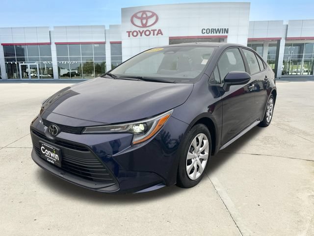 Used 2025 Toyota Corolla LE FWD image 7