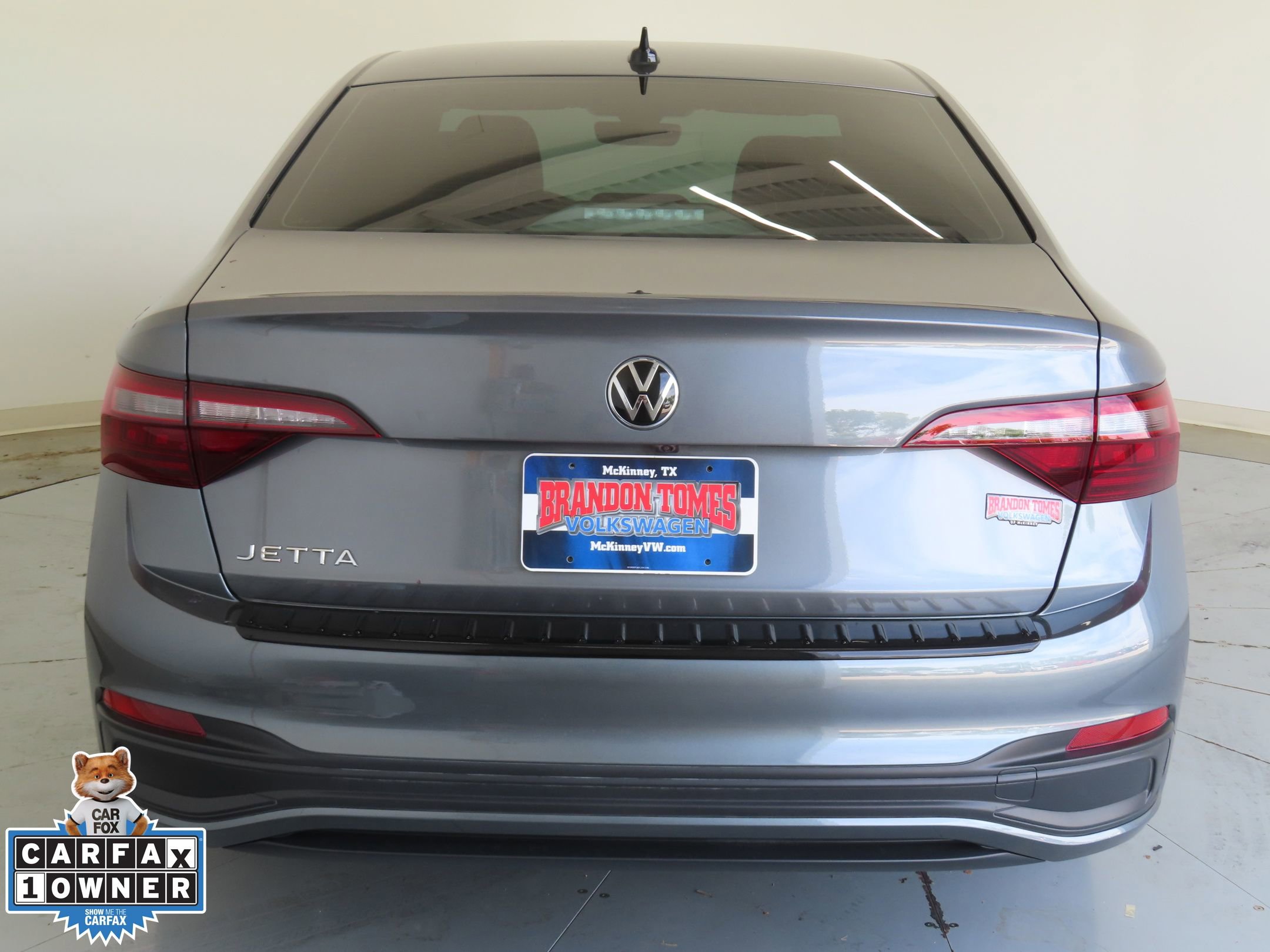 Used 2024 Volkswagen Jetta Sport image 5