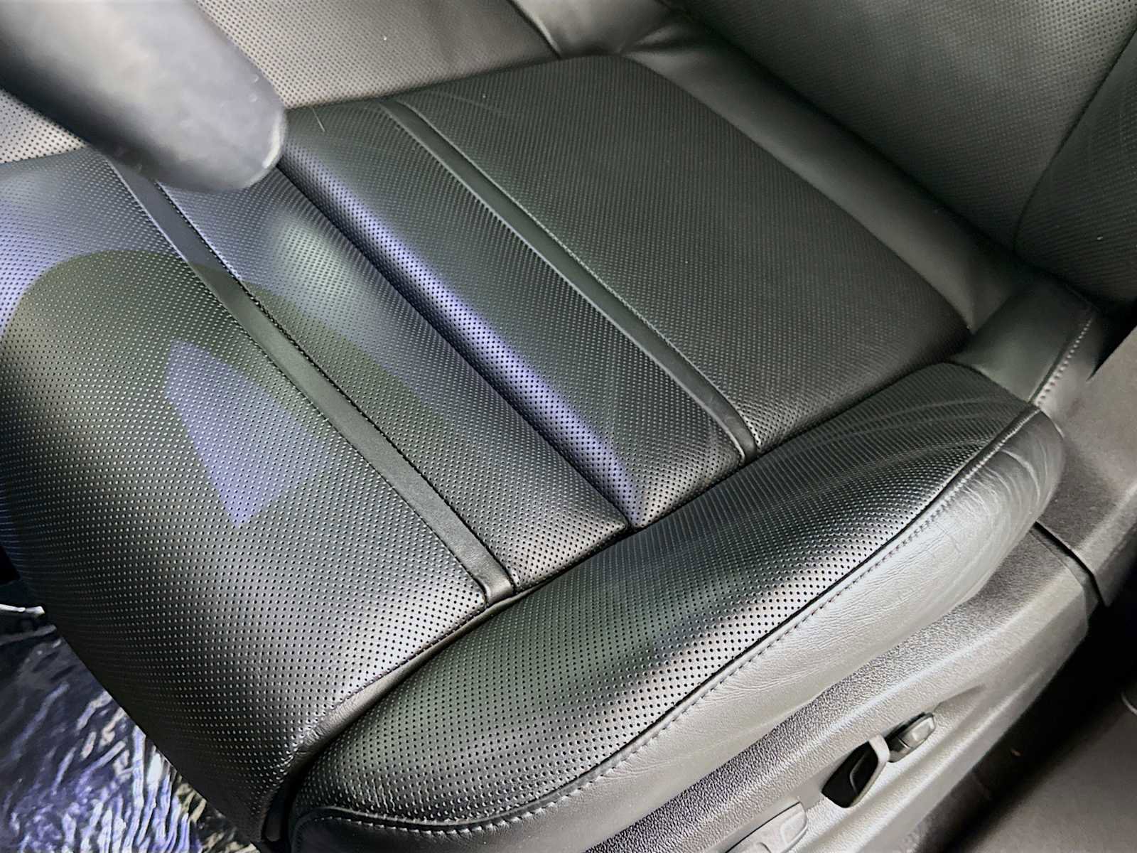 Used 2022 Porsche Cayenne image 21