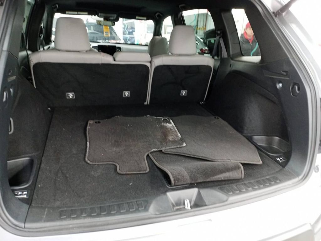 Used 2023 Honda Passport EX-L image 6