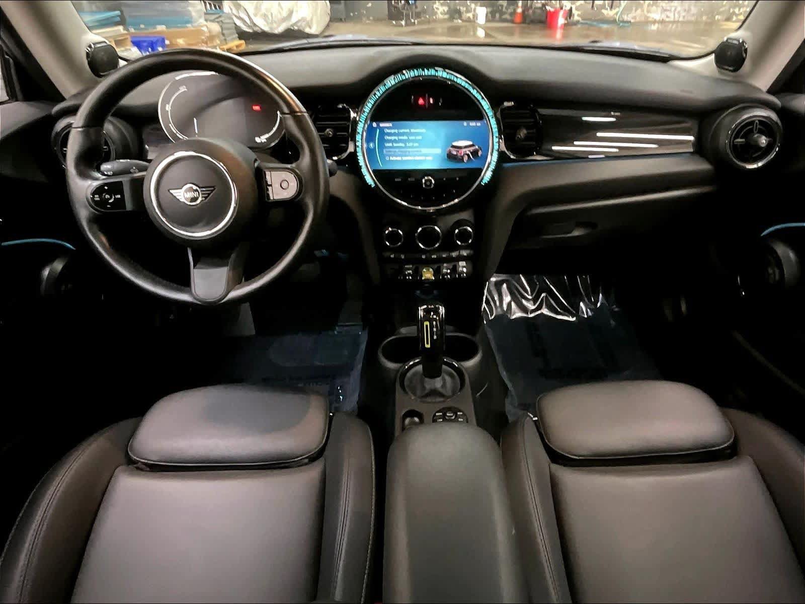 Used 2024 MINI Cooper SE FWD image 18