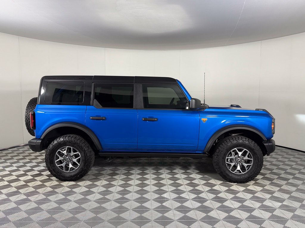 Used 2025 Ford Bronco Badlands AWD/4WD image 5