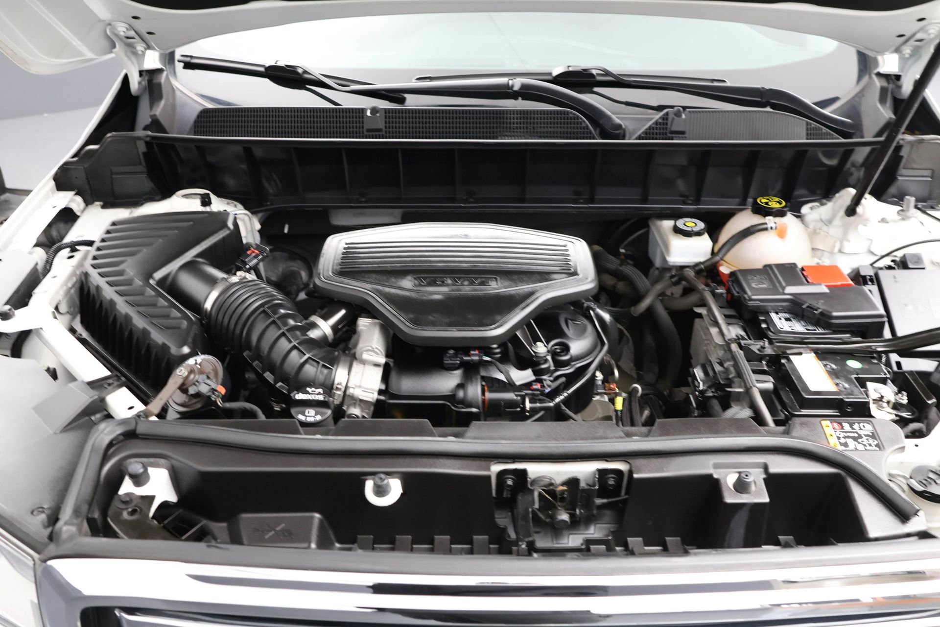 Used 2019 GMC Acadia SLE w/ Driver Alert Package I image 37