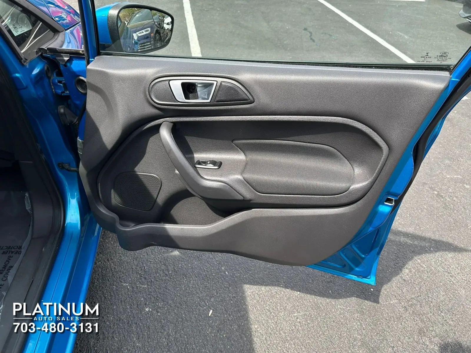 Used 2015 Ford Fiesta SE FWD image 18